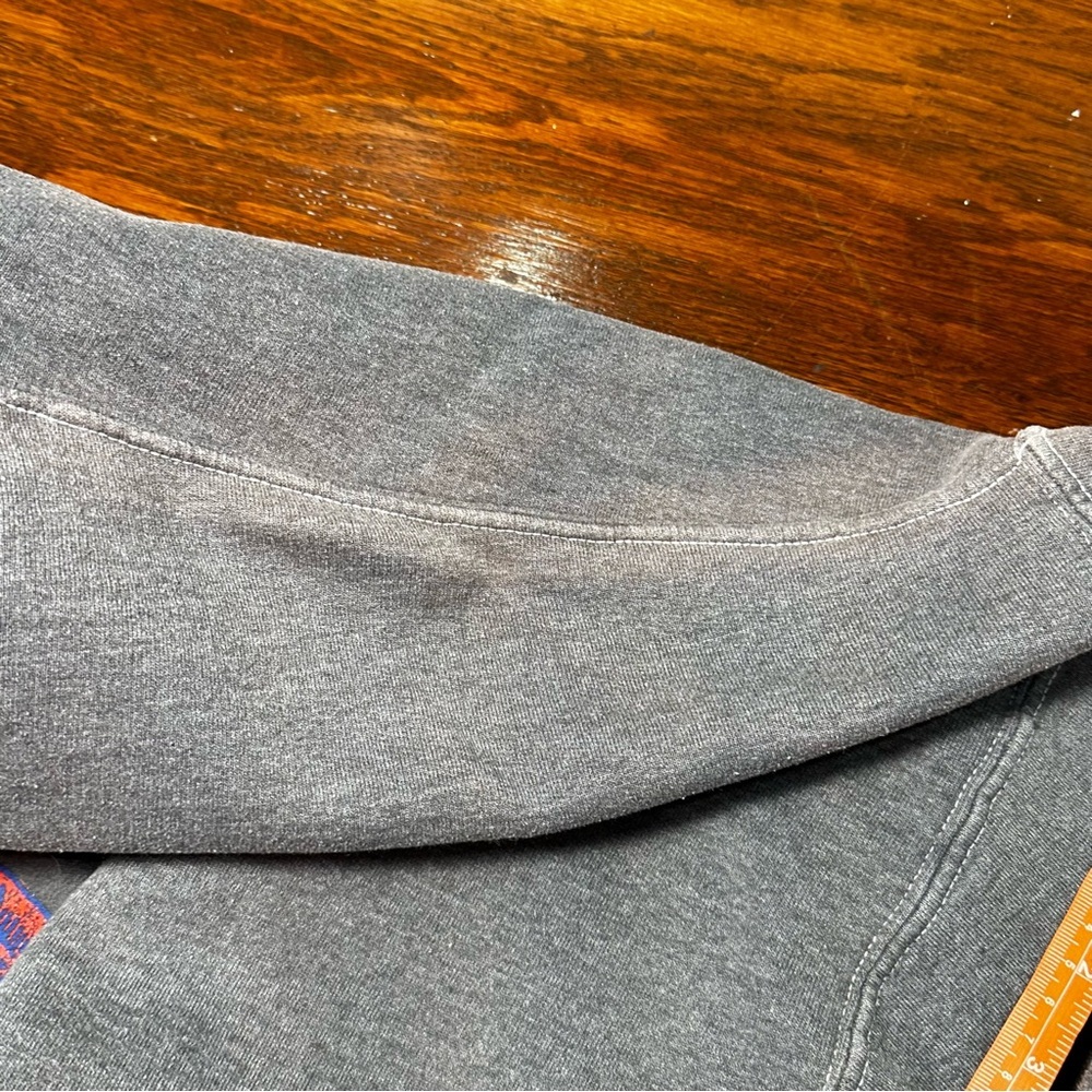 Grateful Dead Halloween 1970 Graphic Sweatshirt in Heather Gray, Size SM/MD (Fit - Picture 13 of 13